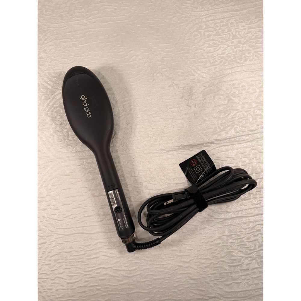 GHD Glide Smoothing Hot Brush In Black